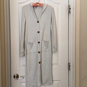 Hooded dress with pockets